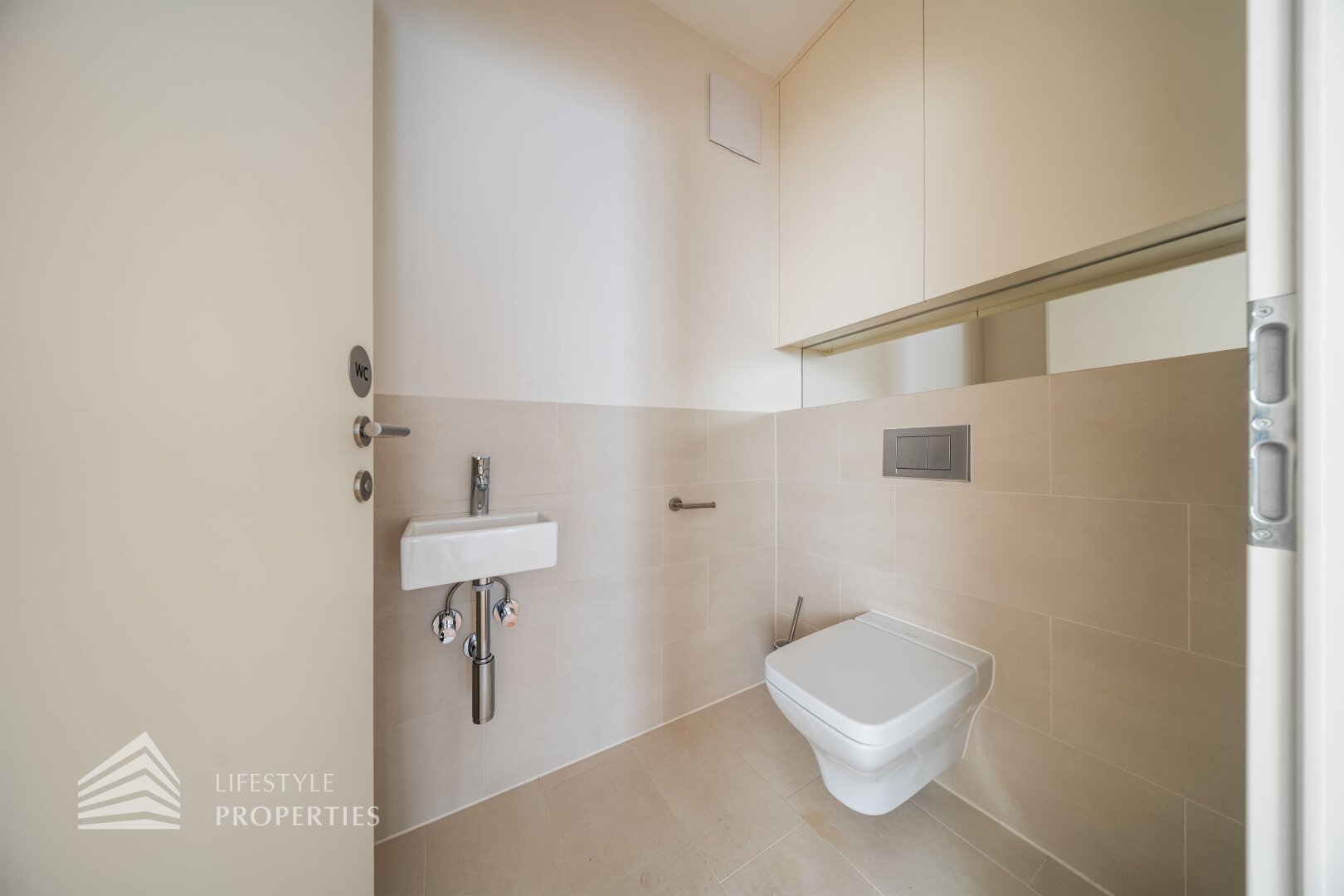 Lichtdurchflutete 4-Zimmer Maisonette-Penthouse Wohnung mit Weitblick und Terrassen!