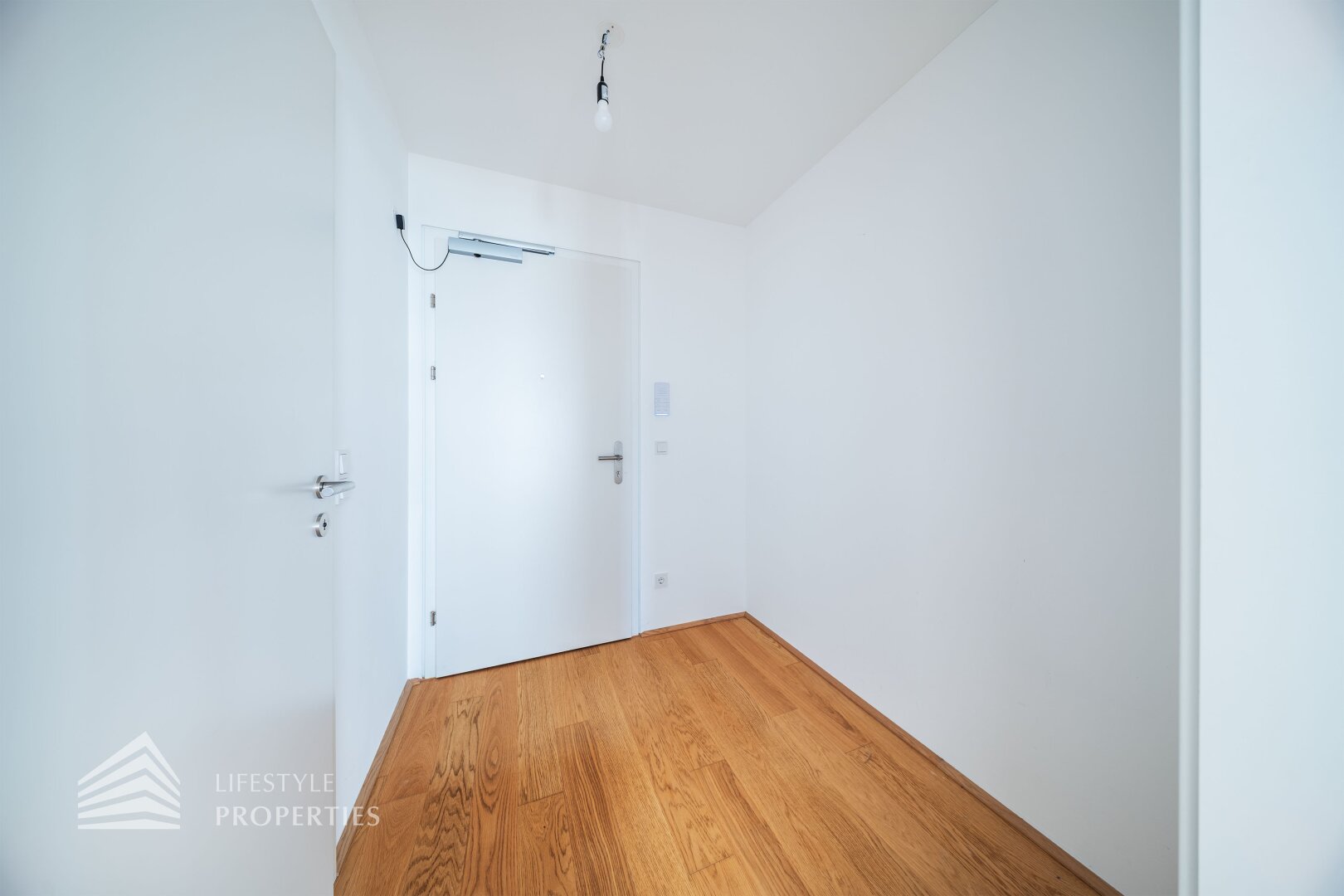 Schöne 2-Zimmer Wohnung mit Balkon, Nähe Alte Donau