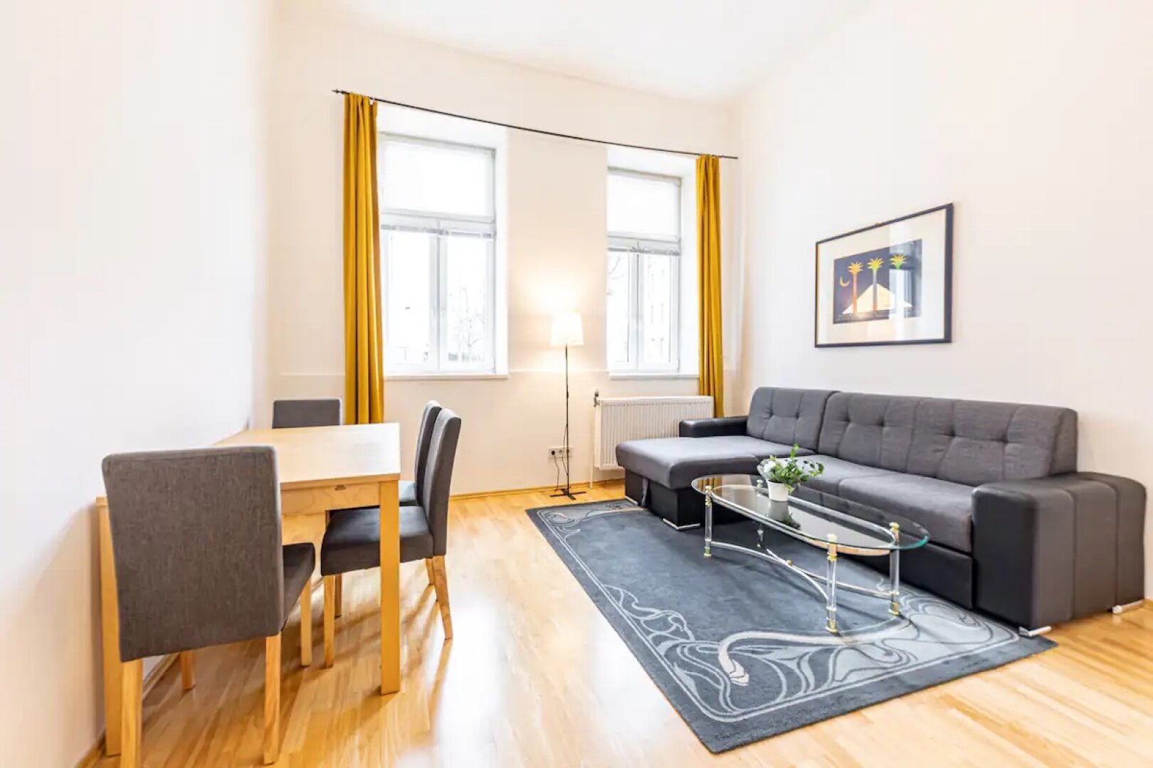 helle, sanierte 2-Zimmerwohnung in U3-Nähe