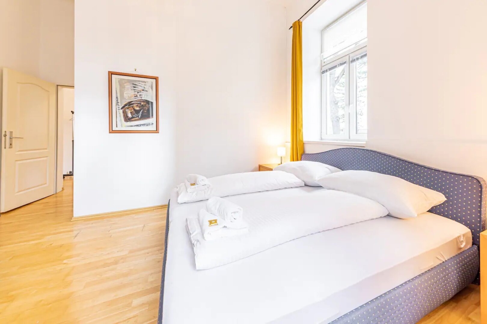 helle, sanierte 2-Zimmerwohnung in U3-Nähe