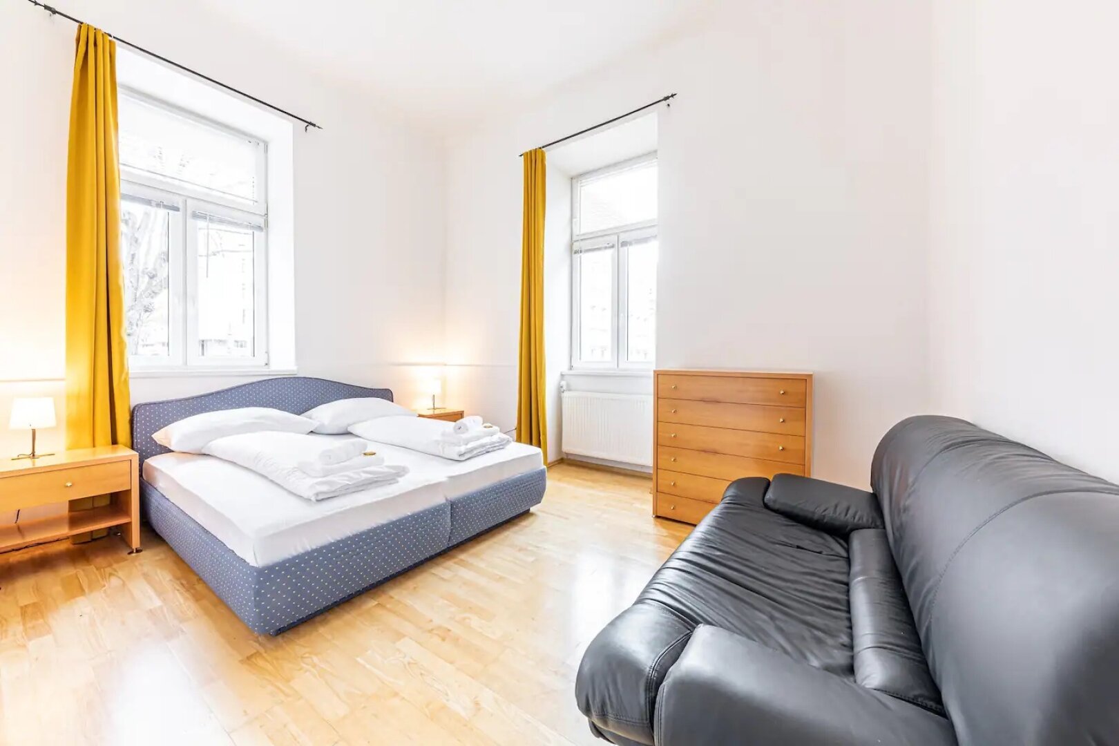 helle, sanierte 2-Zimmerwohnung in U3-Nähe