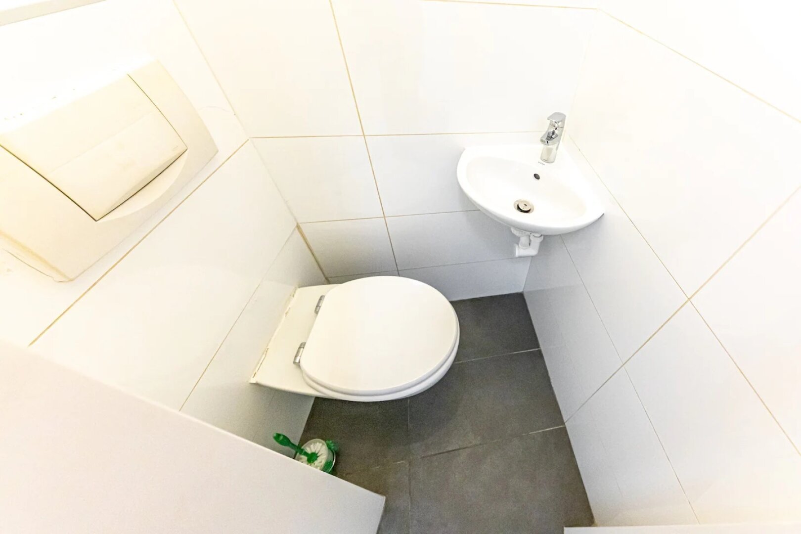 helle, sanierte 2-Zimmerwohnung in U3-Nähe