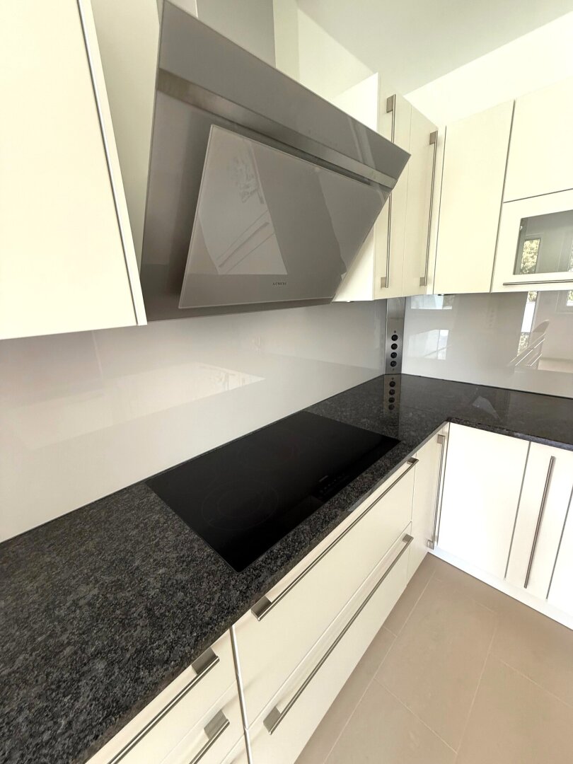 Ruhig & in zentraler Lage wohnen in Hietzing - Neubau Erstbezug + Balkon ca. 11 m² + Loggia ca. 2 m² + hochwertige Markenküche + 1 Garagenplatz im Eigentum