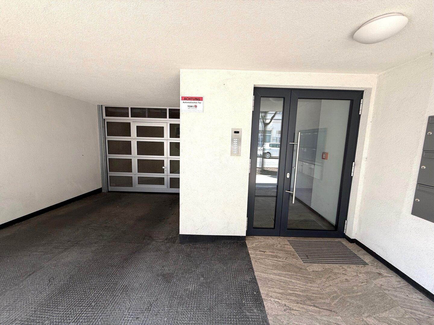 Ruhig & in zentraler Lage wohnen in Hietzing - Neubau Erstbezug + Balkon ca. 11 m² + Loggia ca. 2 m² + hochwertige Markenküche + 1 Garagenplatz im Eigentum