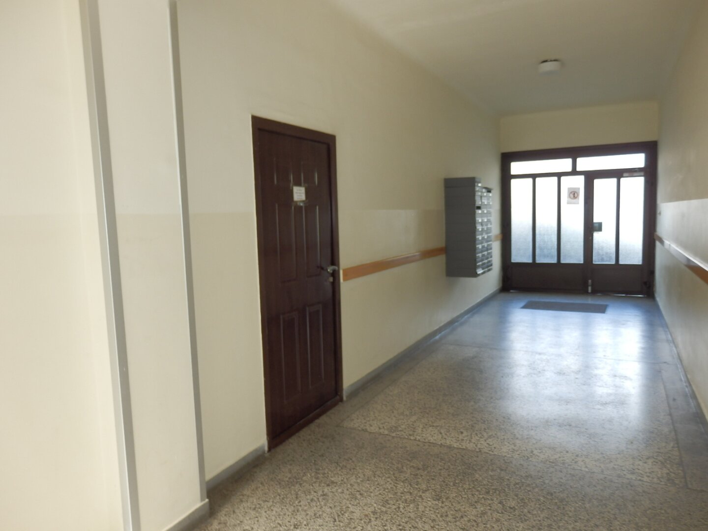 3,26% RENDITE - 3 Geschäftslokale beim Hannovermarkt