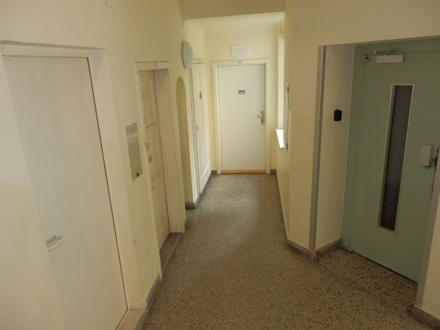 3,26% RENDITE - 3 Geschäftslokale beim Hannovermarkt