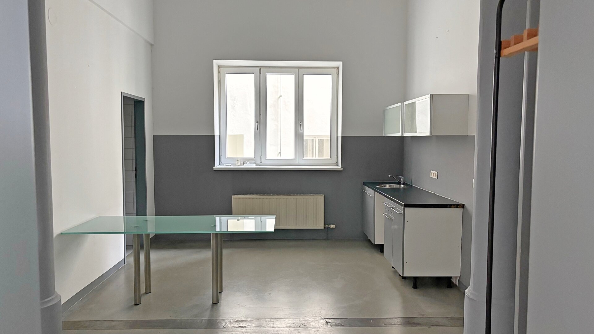 Flexible Gewerbefläche mit 3 Parkplätzen + Lager in Bestlage von Margareten!