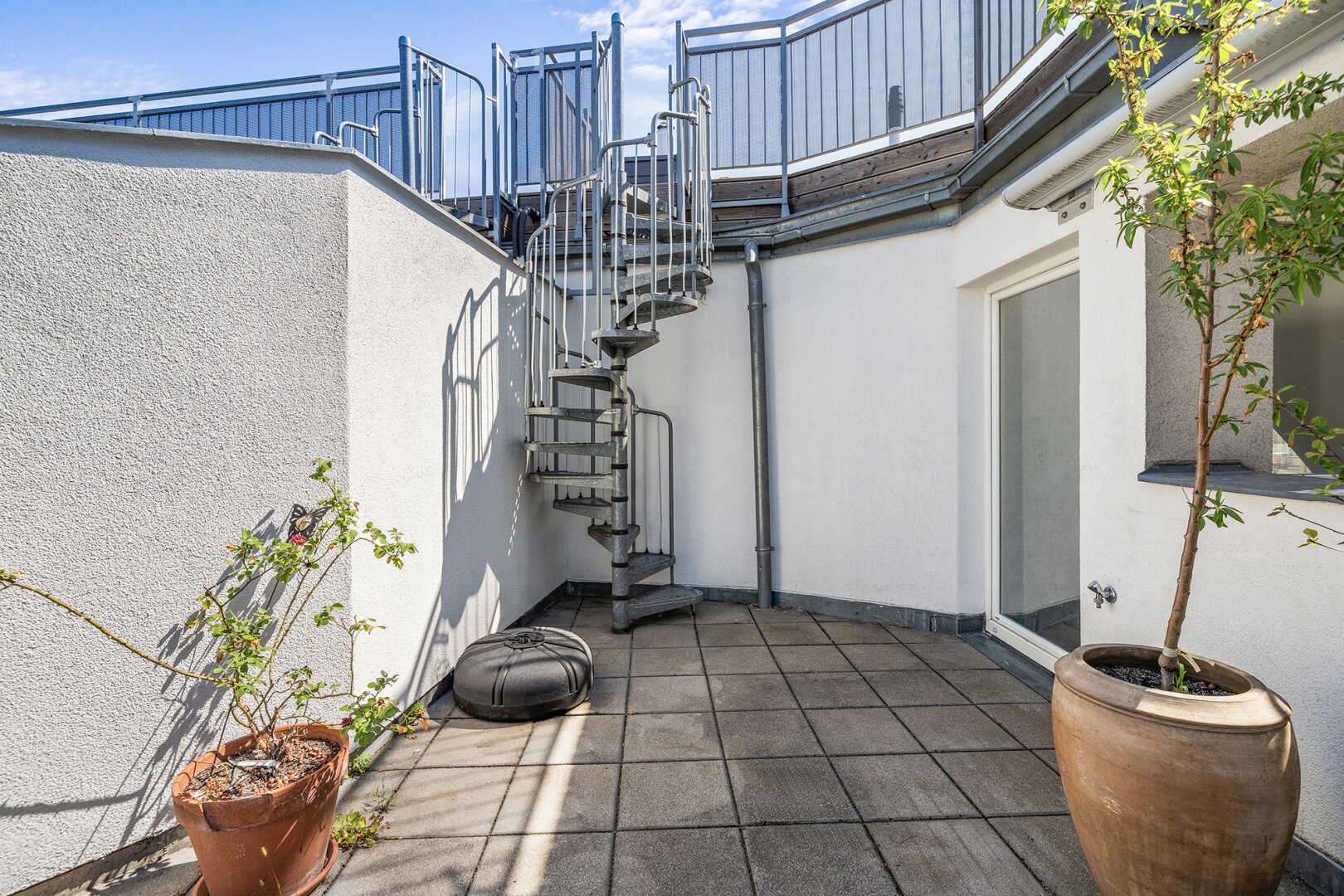 Exklusive Dachgeschoss-Maisonette mit 2 Terrassen & 360° Panoramablick