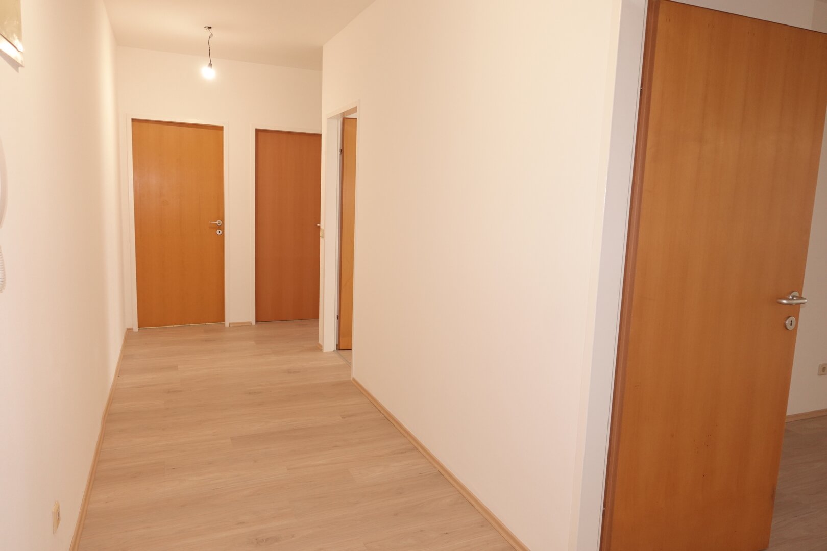Großzügige 3 Zimmer DG Neubauwohnung - zwischen Matzleinsdorfer Platz und Waldmüllerpark