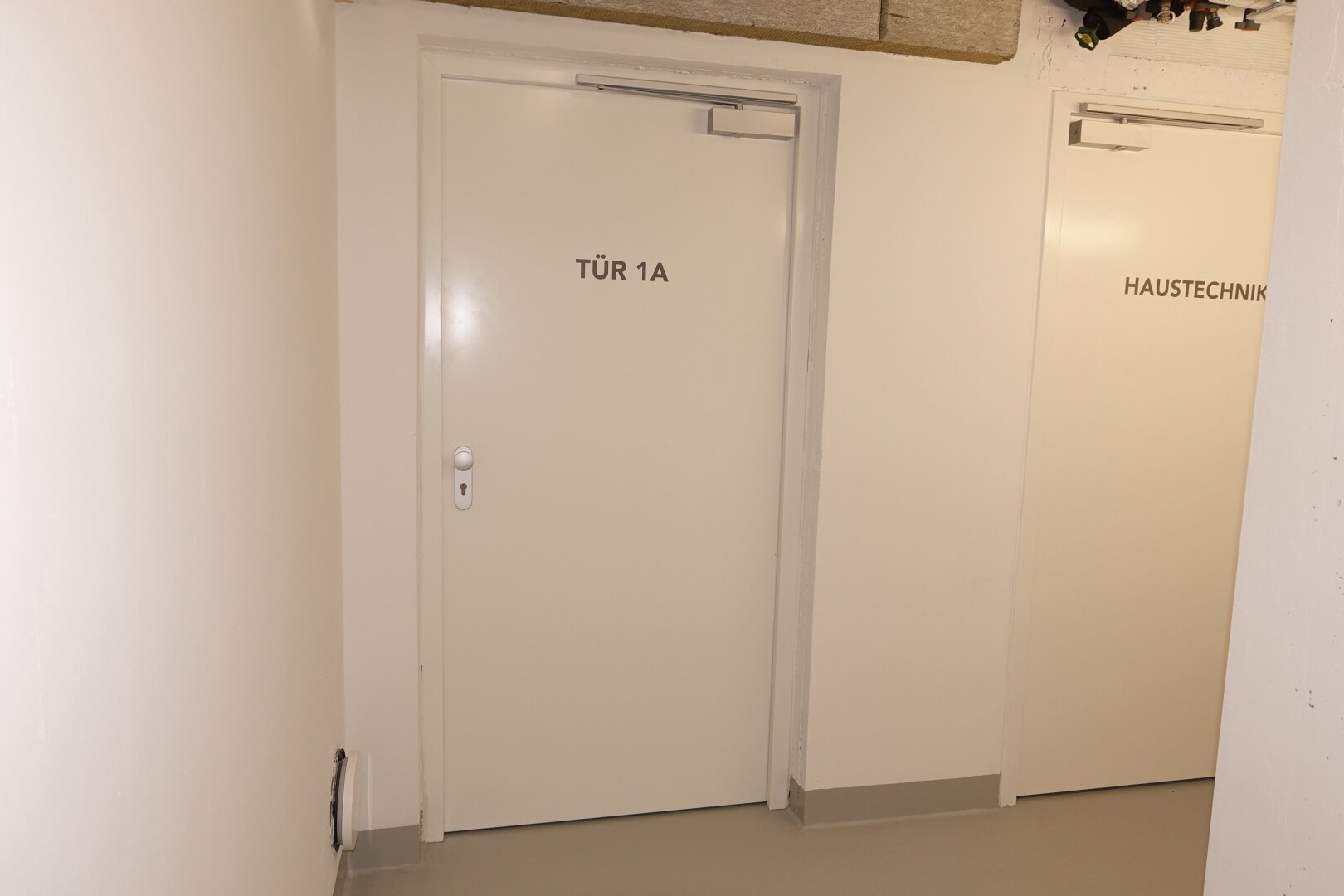 110 m² Geschäftslokal plus 36 m² Lager - ERSTBEZUG