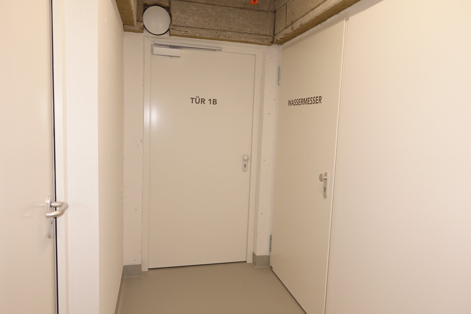 63 m² Geschäftslokal plus 40 m² Lager - ERSTBEZUG