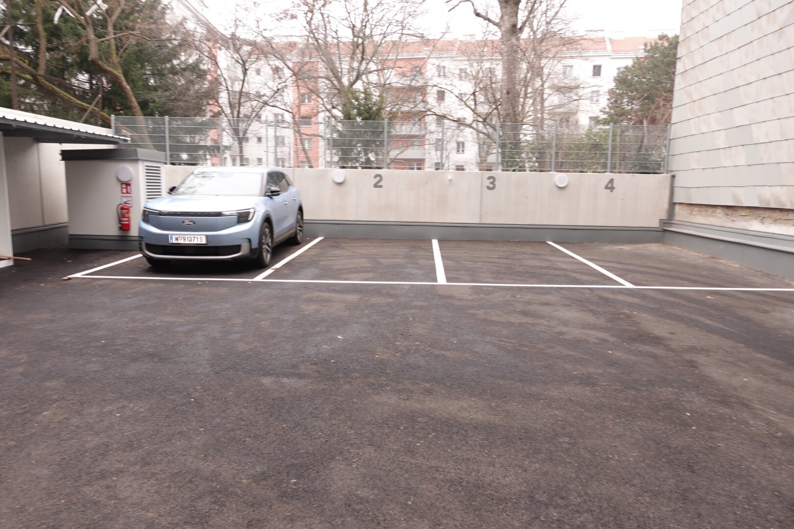 63 m² Geschäftslokal plus 40 m² Lager - ERSTBEZUG