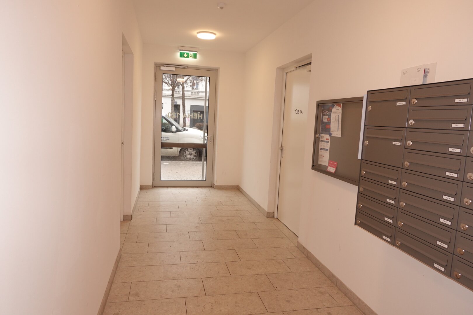 85,5 m² Lager - ERSTBEZUG