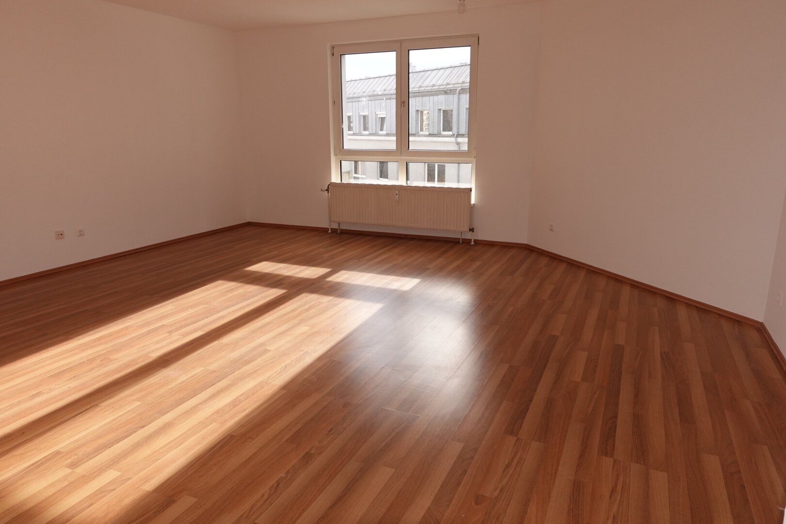 Sonnige, großzügige 2 Zimmer Neubauwohnung - zwischen Matzleinsdorfer Platz und Waldmüllerpark