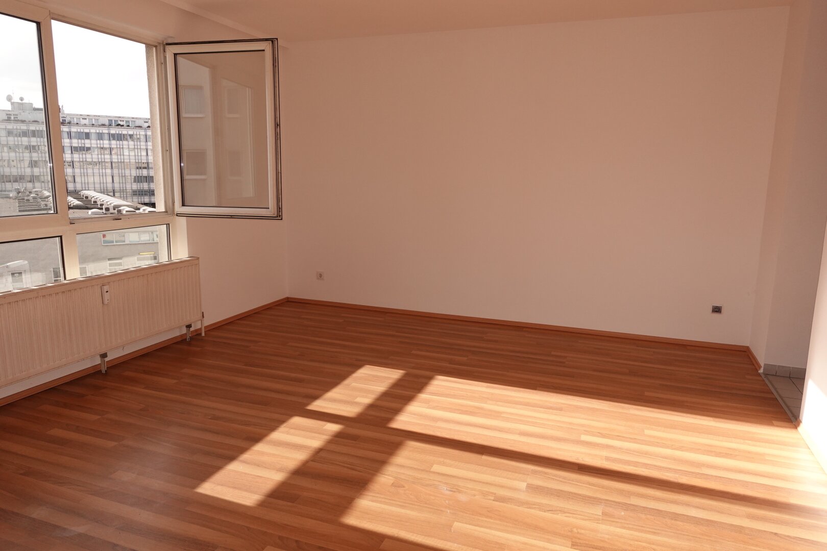 Herrlich sonnige 2 Zimmer Neubauwohnung - zwischen Matzleinsdorfer Platz und Waldmüllerpark