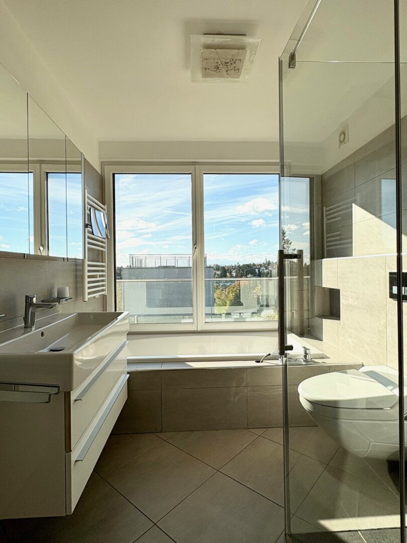 LUXUS-KLEINGARTENHAUS IM ALLEINEIGENTUM MIT WUNDERSCHÖNEM BLICK AM HACKENBERG