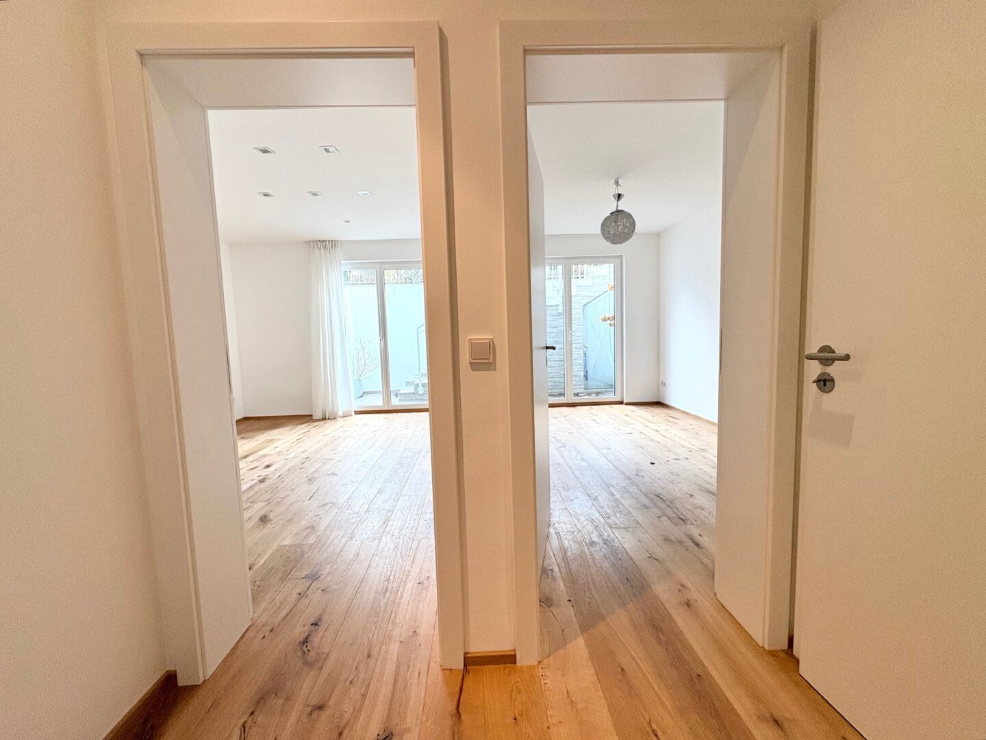 LUXUS-KLEINGARTENHAUS IM ALLEINEIGENTUM MIT WUNDERSCHÖNEM BLICK AM HACKENBERG