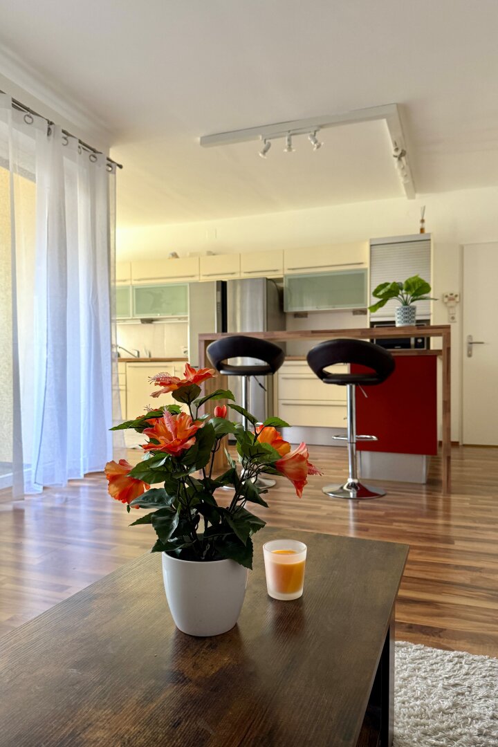 Familientaugliche 3 Zimmer-Wohnung mit Loggia