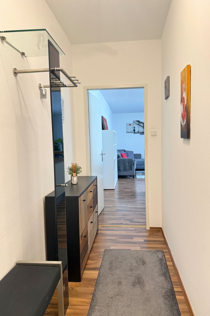 Familientaugliche 3 Zimmer-Wohnung mit Loggia