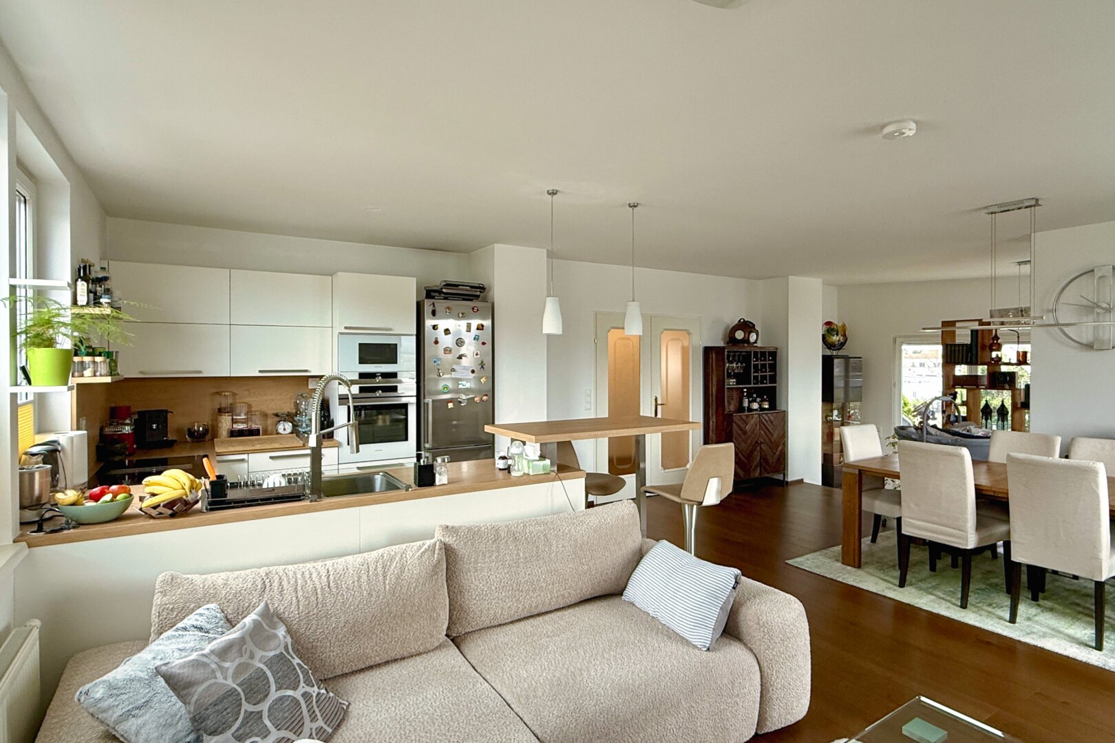 Über den Dächern von Hietzing: Traumhafte Terrassen-Penthousewohnung mit Lift-Direktfahrt & Garagenplatz