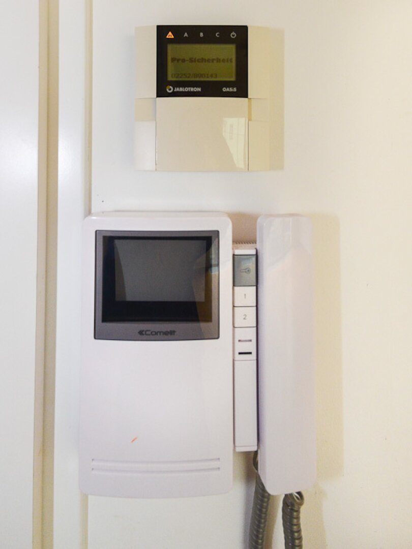 Moderne 2 Zimmer Single-und Pärchenwohnung