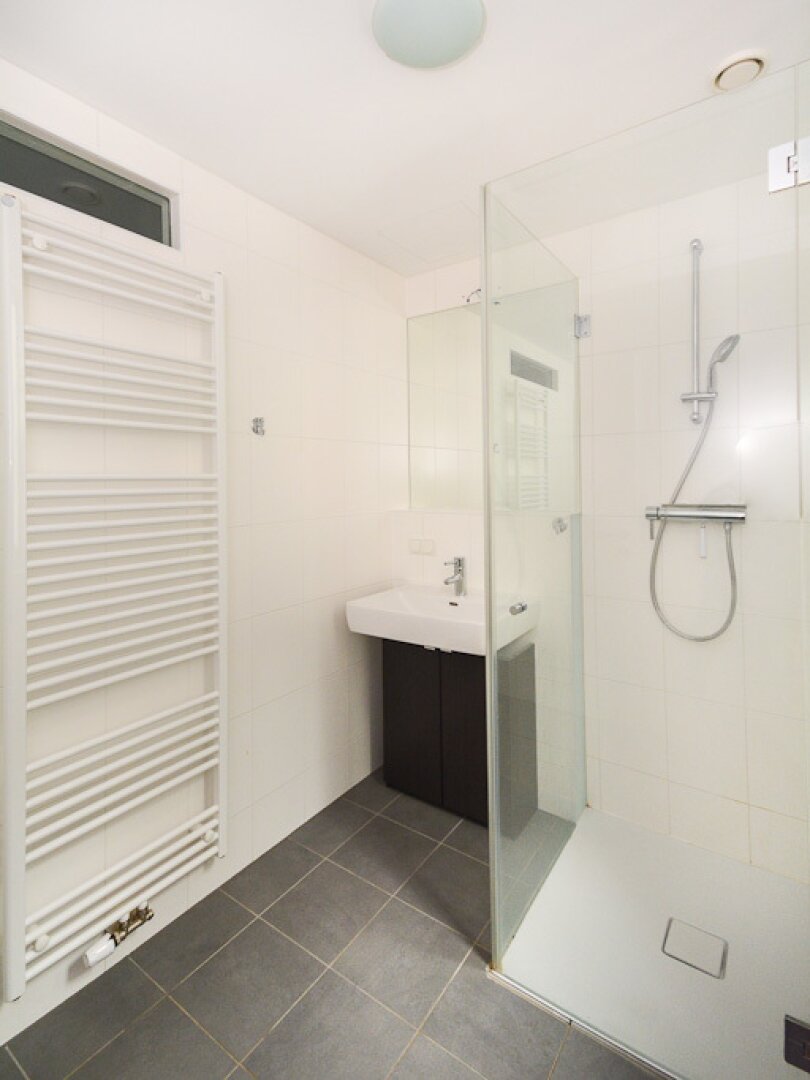 Moderne 2 Zimmer Single-und Pärchenwohnung