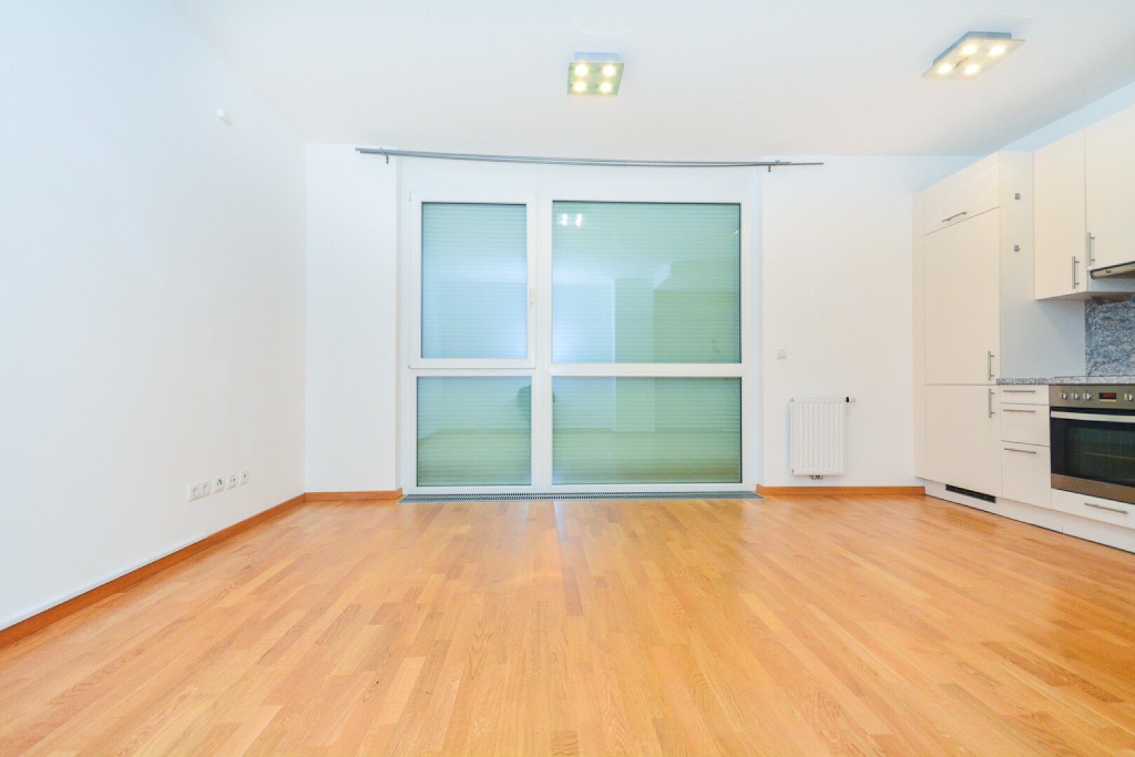 Moderne 2 Zimmer Single-und Pärchenwohnung