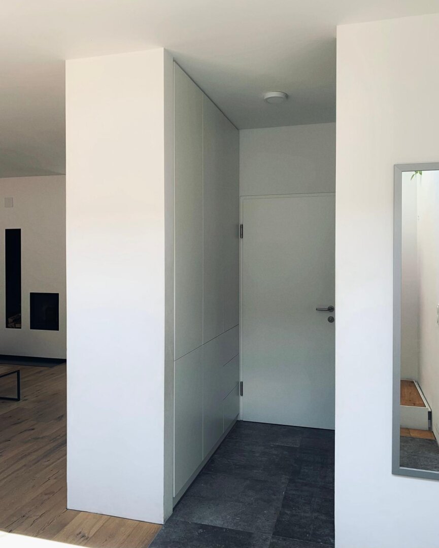 Architektonische Doppelhaushälfte in Rinn – Panoramablick auf die Nordkette