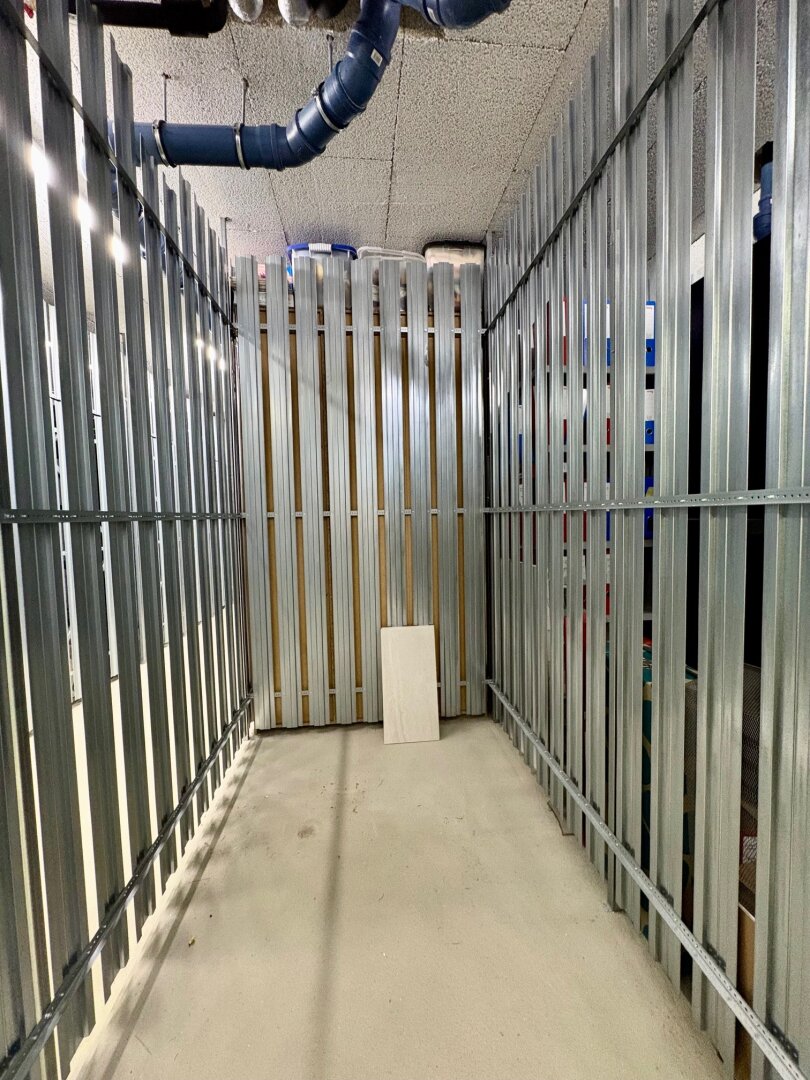 WUNDERSCHÖNE NEUBAUWOHNUNG MIT GROSSEM BALKON UND GARAGE