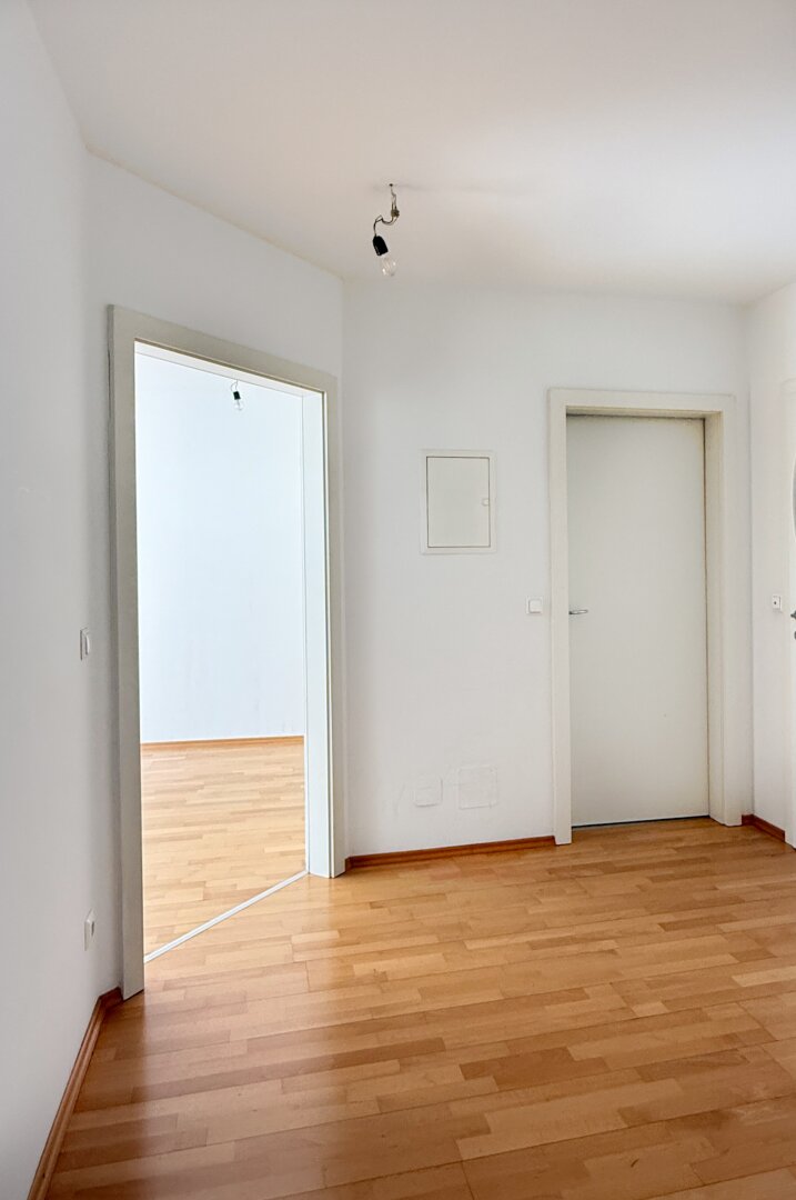 Modernes Wohnen im 5. Bezirk: 2 Zimmer, Top-Infrastruktur + Garagenplatz