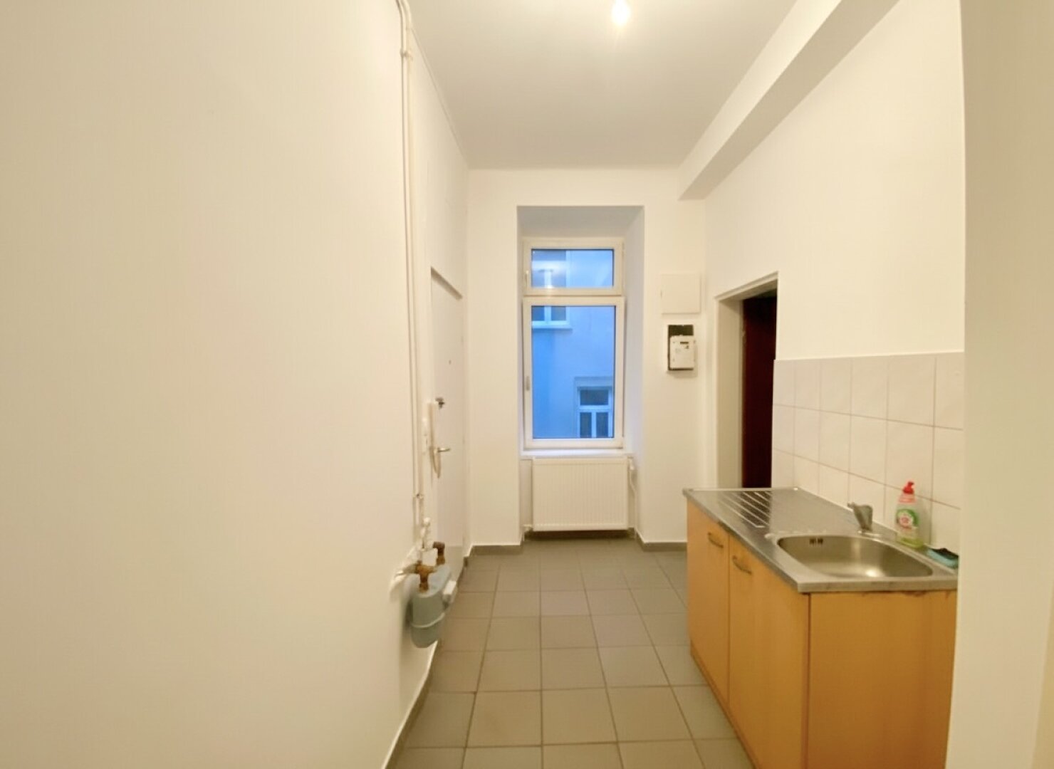 MITTEN im STUWERVIERTEL! ALTBAU zu RENOVIEREN, HOFRUHELAGE!