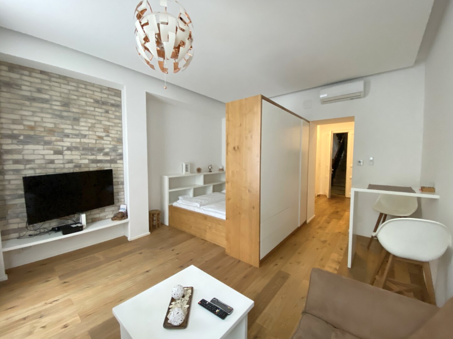 DOPPELPACK! 2 APARTMENTS, hochwertig SANIERT, U6 NÄHE!
