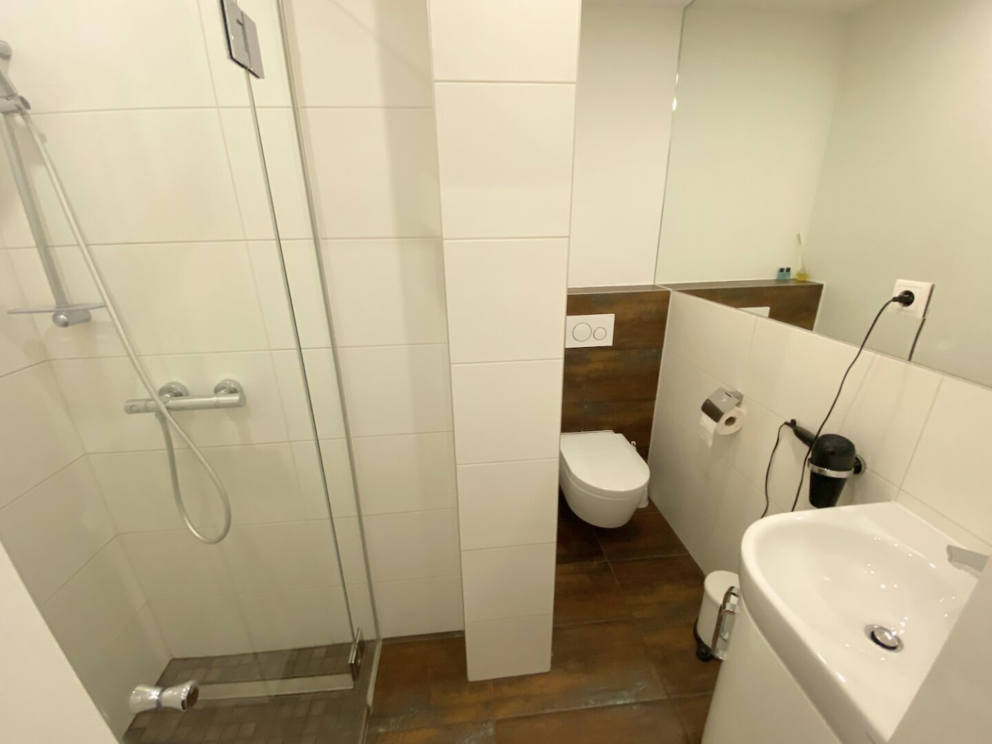 DOPPELPACK! 2 APARTMENTS, hochwertig SANIERT, U6 NÄHE!