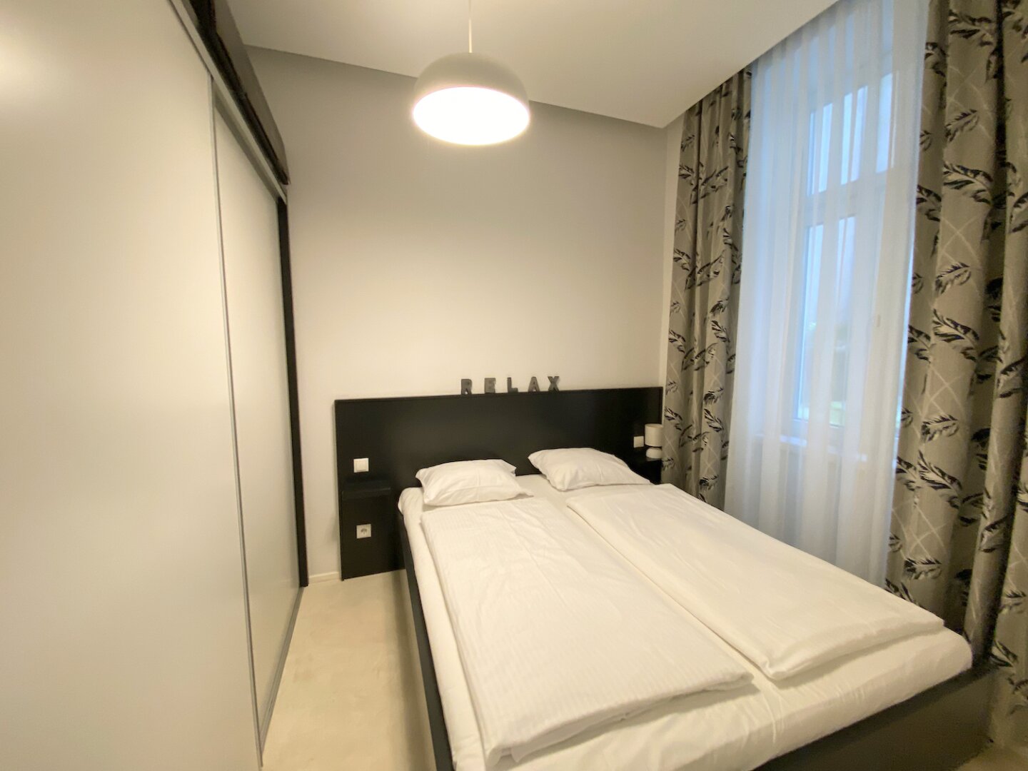 DOPPELPACK! 2 APARTMENTS, hochwertig SANIERT, U6 NÄHE!