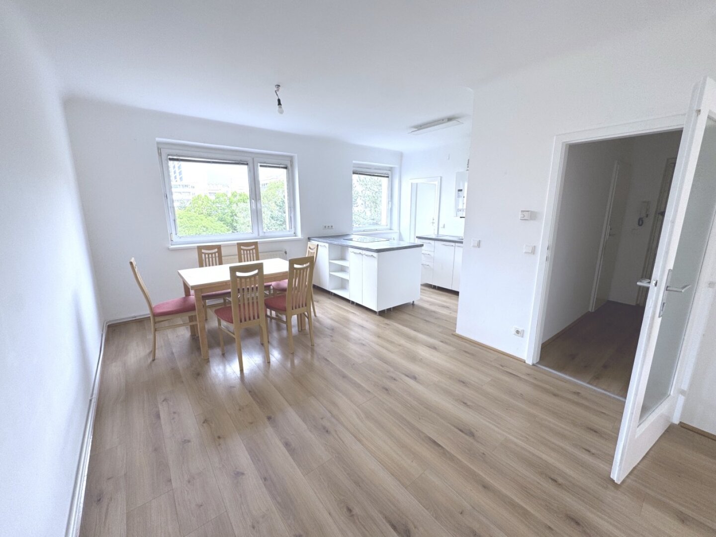 helle, ruhige 2-Zimmer Wohnung, Nähe Technikum Wien und Donauinsel