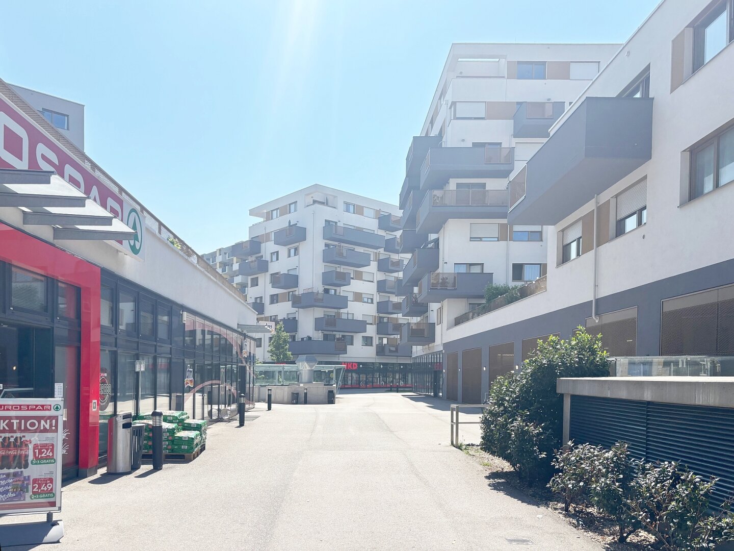 KOMPAKTE SONNIGE WOHNUNG MIT WEST-BALKON - SUPER ANBINDUNG
