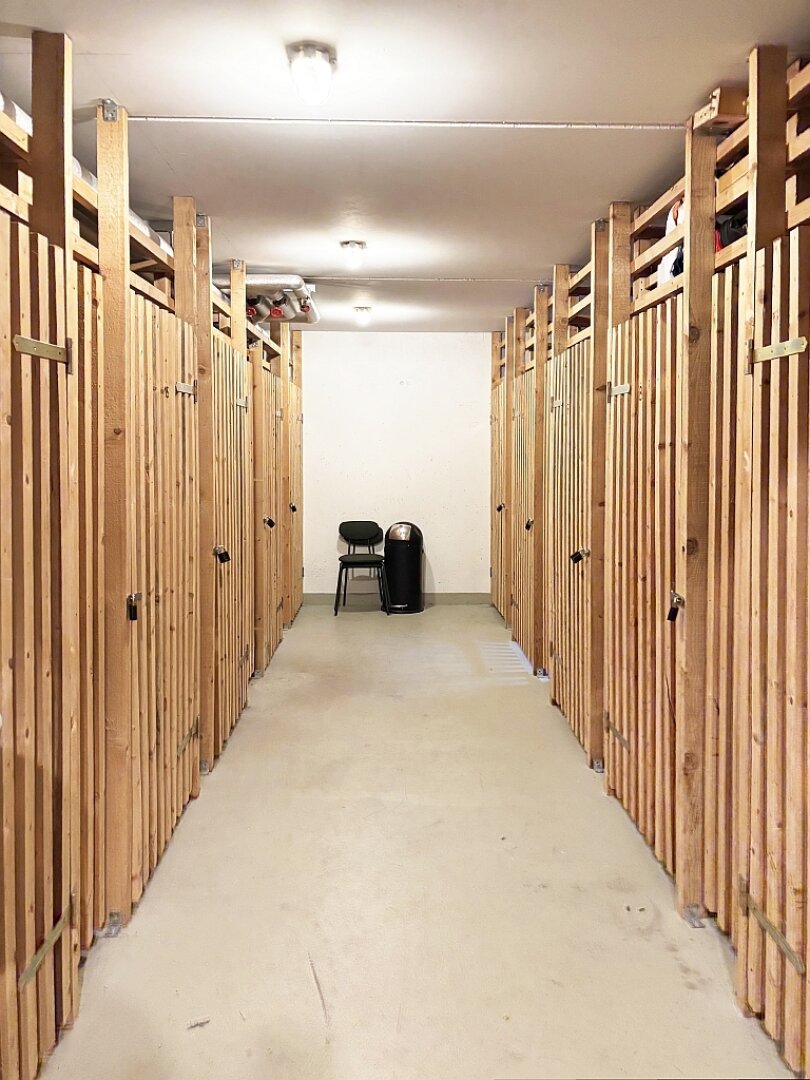 SUPER ANLAGE - ca. 3,540% Rendite - Wohnung und Garagen-Stellplatz - unbefristet vermietet !