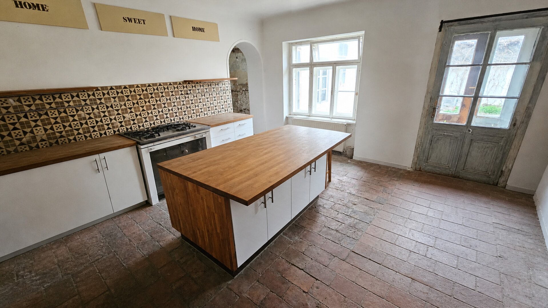 Kaufe jetzt Geschichte! Rarität mit 8 Zimmern in Gaaden zu verkaufen!