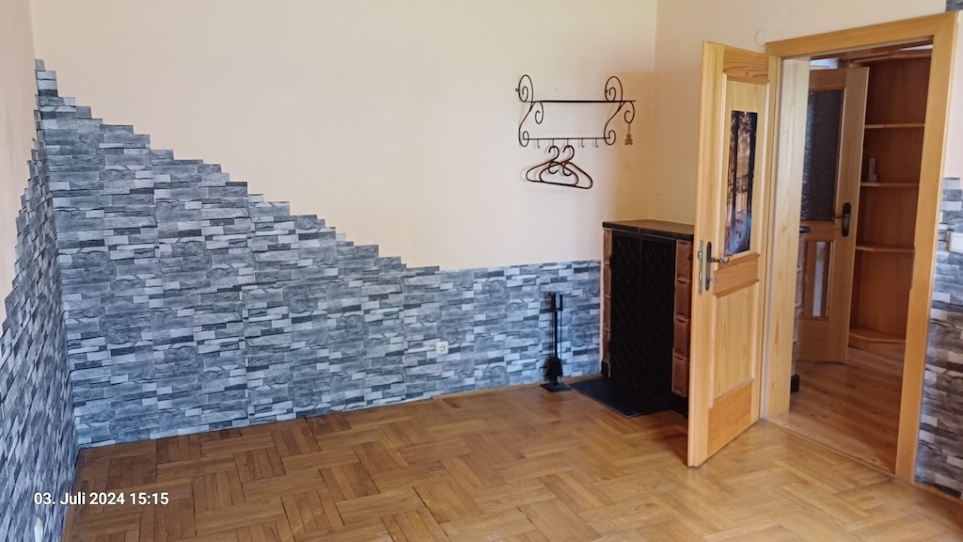 Schöner Hof mit 2 Wohneinheiten und sehr viel Platz, ideal zur Selbstversorgung