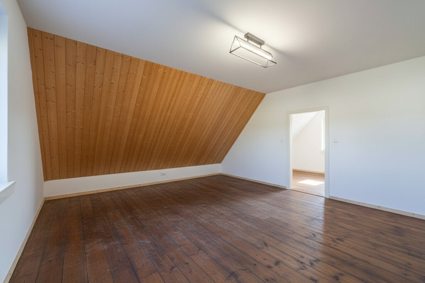 Zimmer im ersten Dachgeschoß - KI generiert