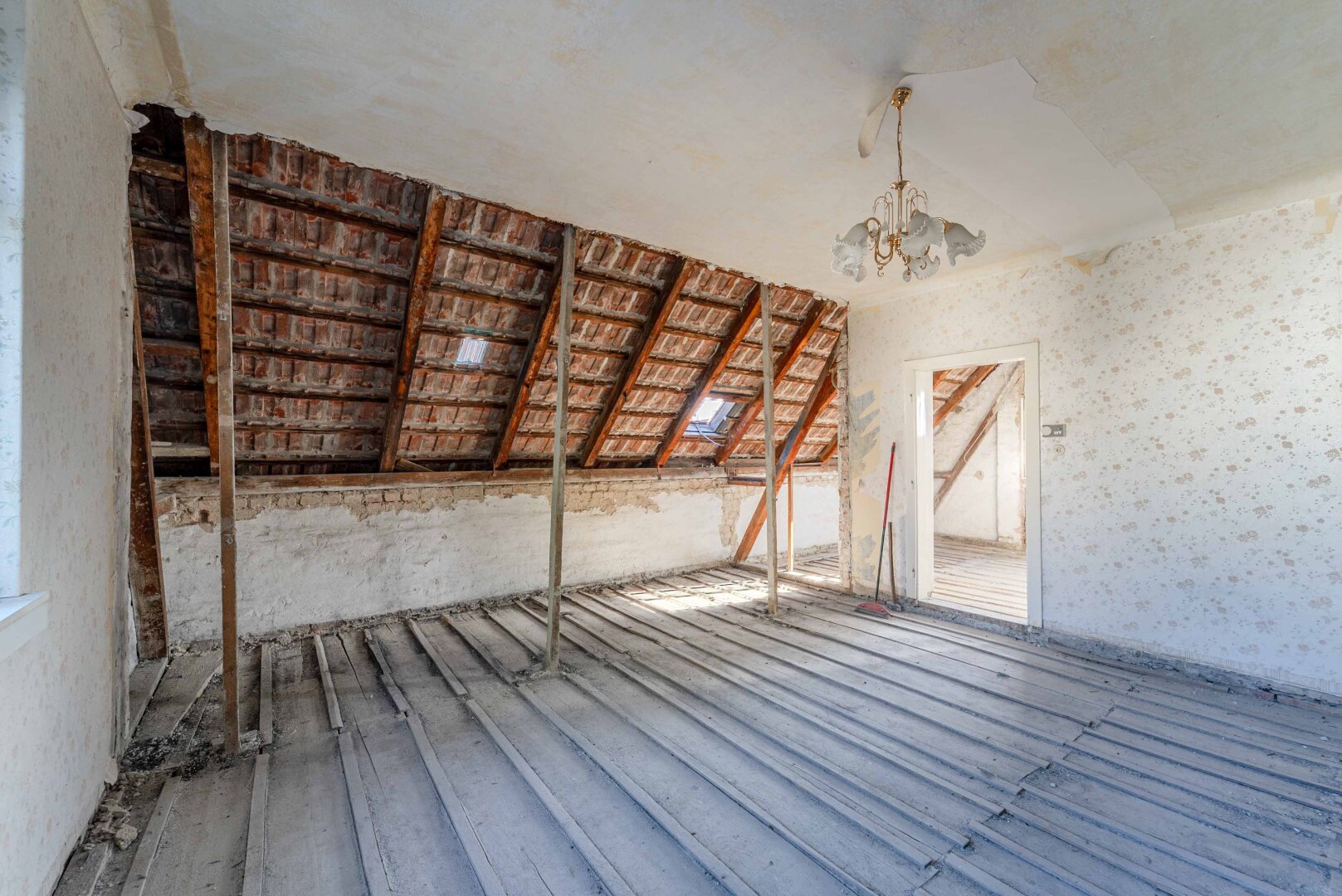Zimmer im ersten Dachgeschoß