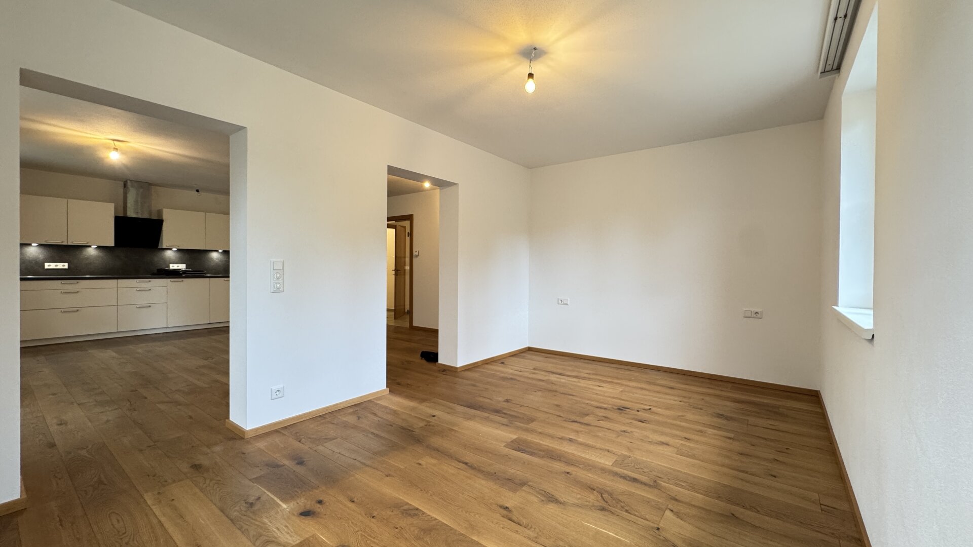 Schöne 90m² Wohnung in Nußdorf am Attersee mit Badeplatz, Garten und 2 Terrassen & Parkplätzen