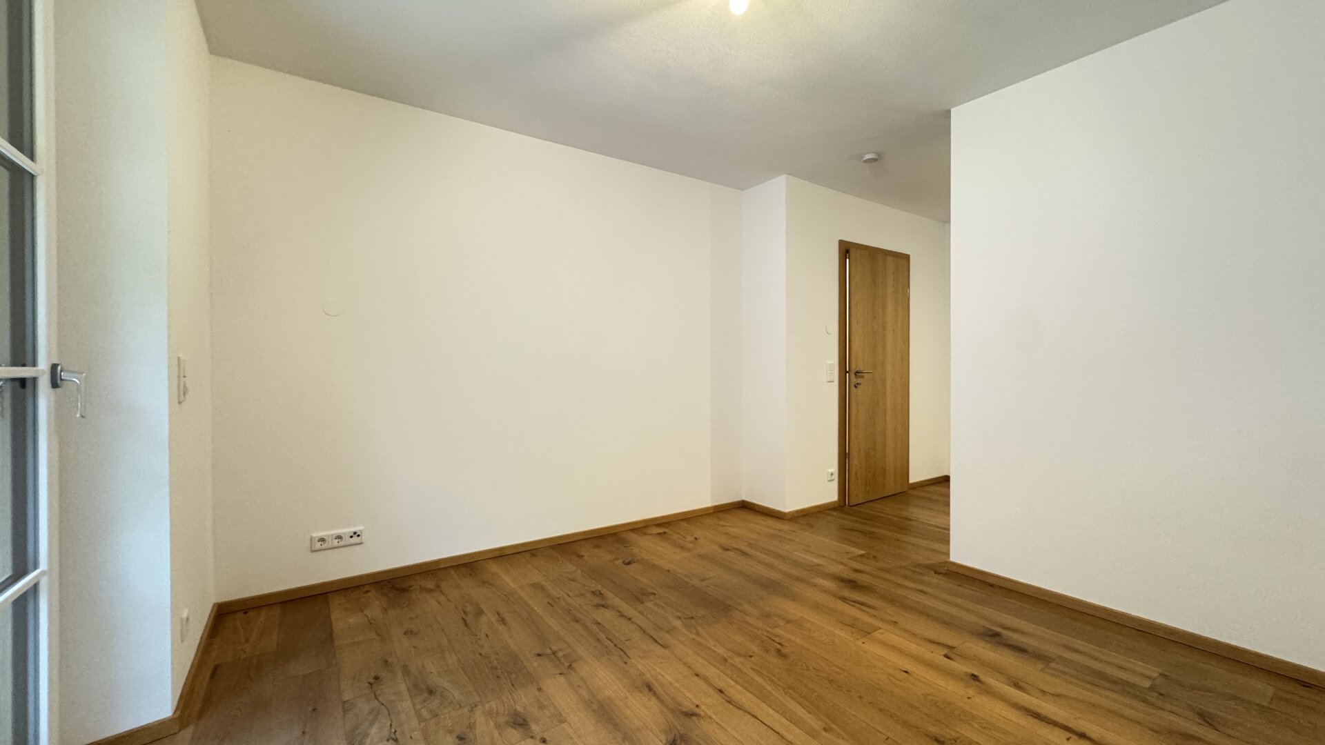 Schöne 90m² Wohnung in Nußdorf am Attersee mit Badeplatz, Garten und 2 Terrassen & Parkplätzen