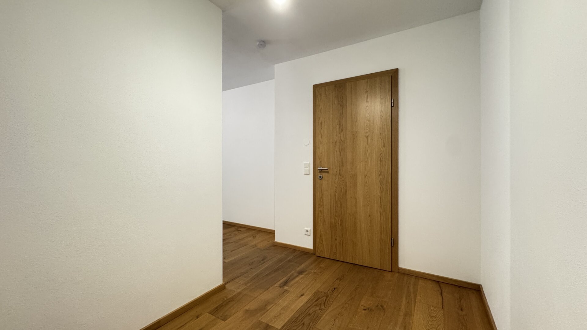 Schöne 90m² Wohnung in Nußdorf am Attersee mit Badeplatz, Garten und 2 Terrassen & Parkplätzen