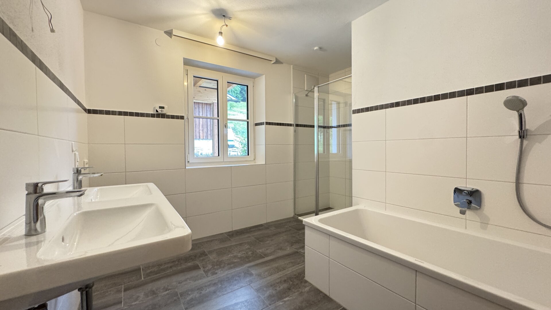 Schöne 90m² Wohnung in Nußdorf am Attersee mit Badeplatz, Garten und 2 Terrassen & Parkplätzen