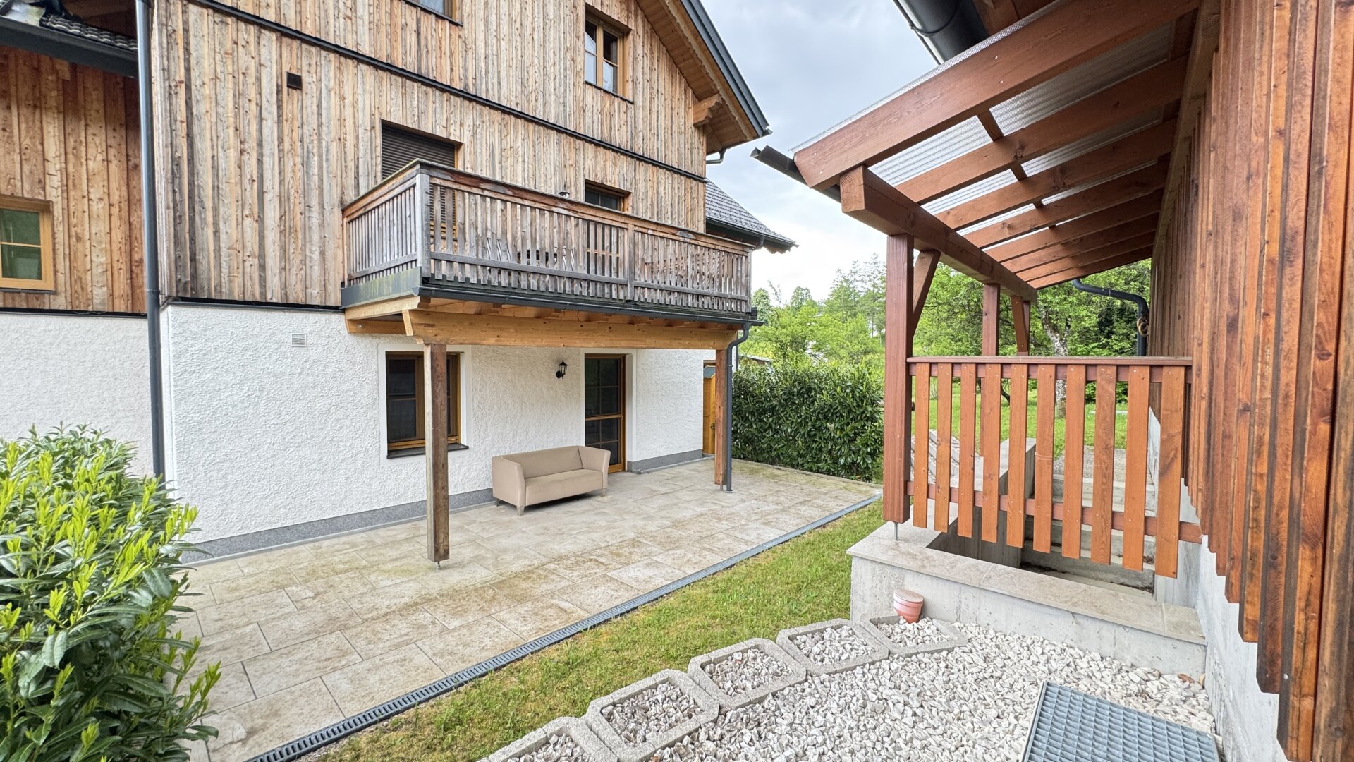 Schöne 90m² Wohnung in Nußdorf am Attersee mit Badeplatz, Garten und 2 Terrassen & Parkplätzen