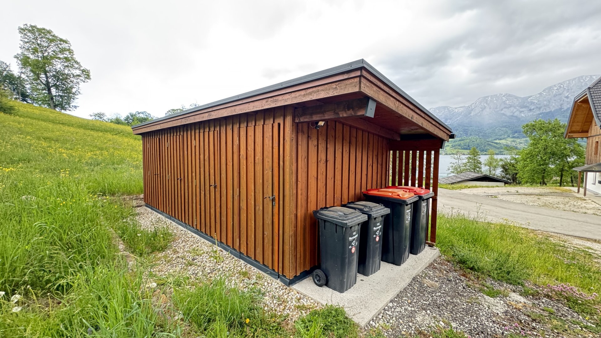 Schöne 90m² Wohnung in Nußdorf am Attersee mit Badeplatz, Garten und 2 Terrassen & Parkplätzen