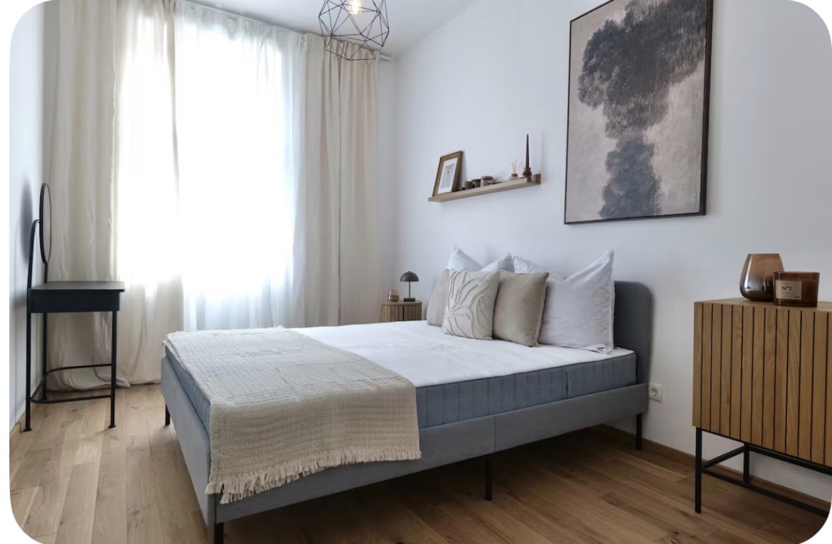 Schlafzimmer 2