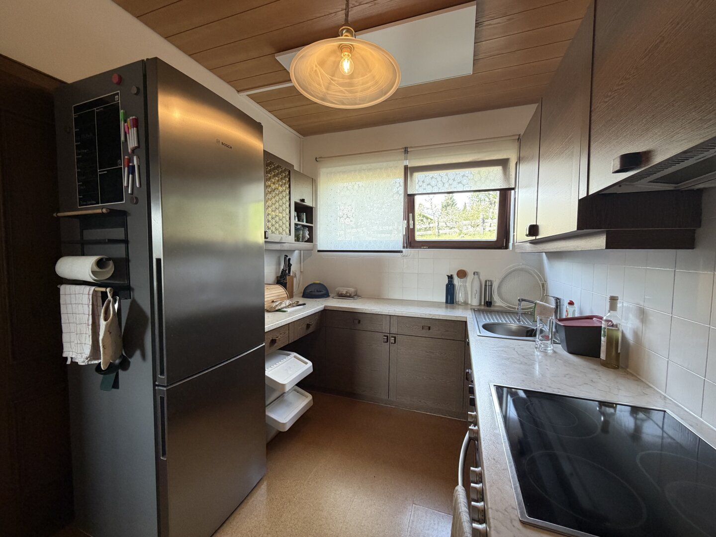 Einfamilienhaus mit großem Garten und begonnenen Modernisierungsmaßnahmen