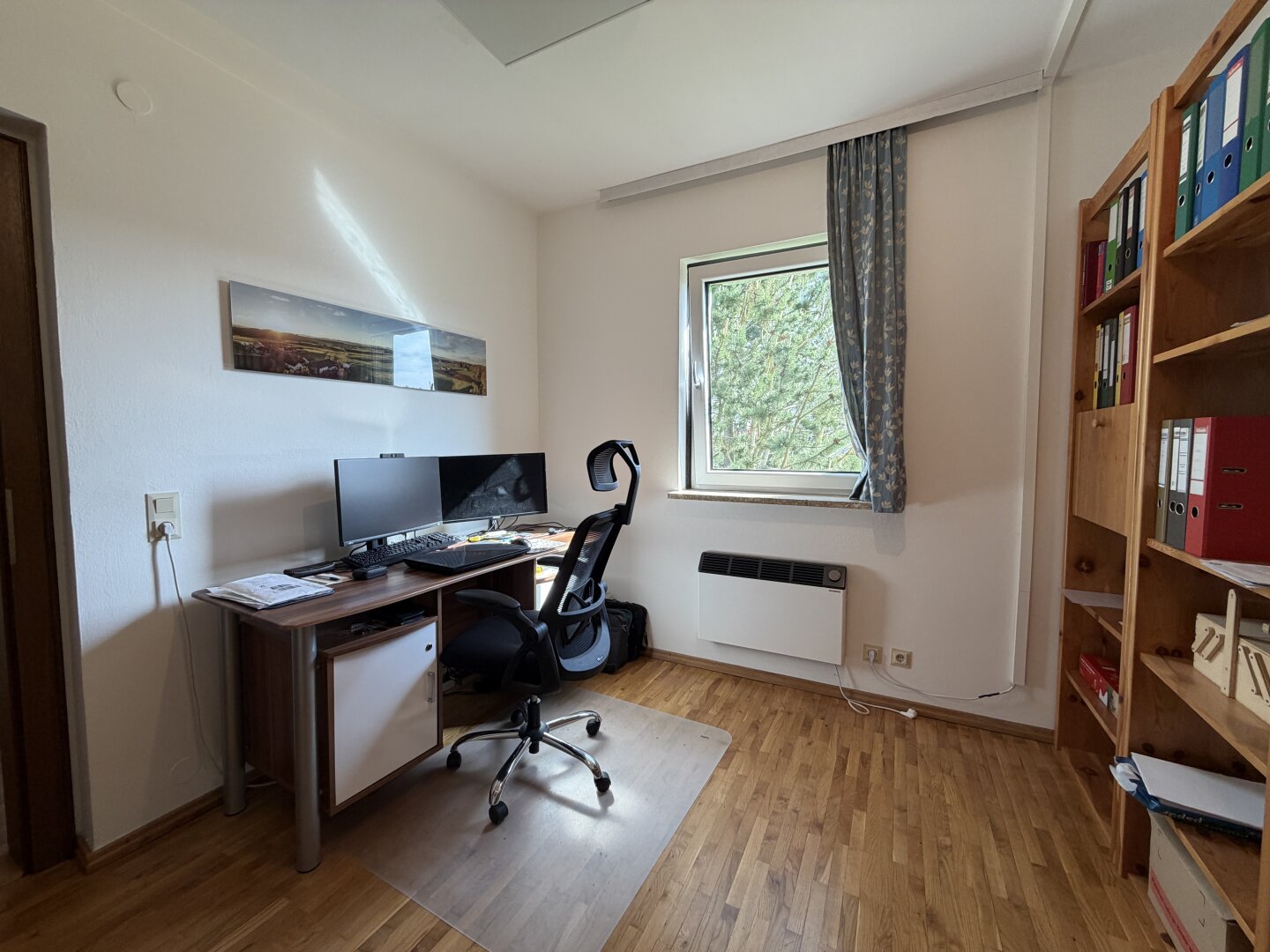 Einfamilienhaus mit großem Garten und begonnenen Modernisierungsmaßnahmen